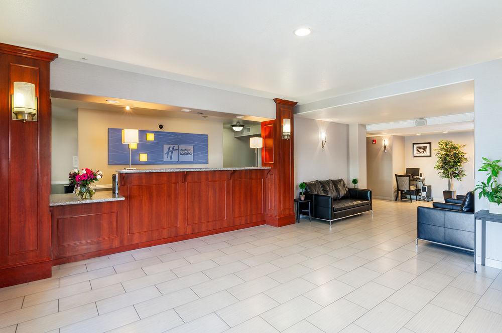 Holiday Inn Express Lancaster By Ihg Zewnętrze zdjęcie
