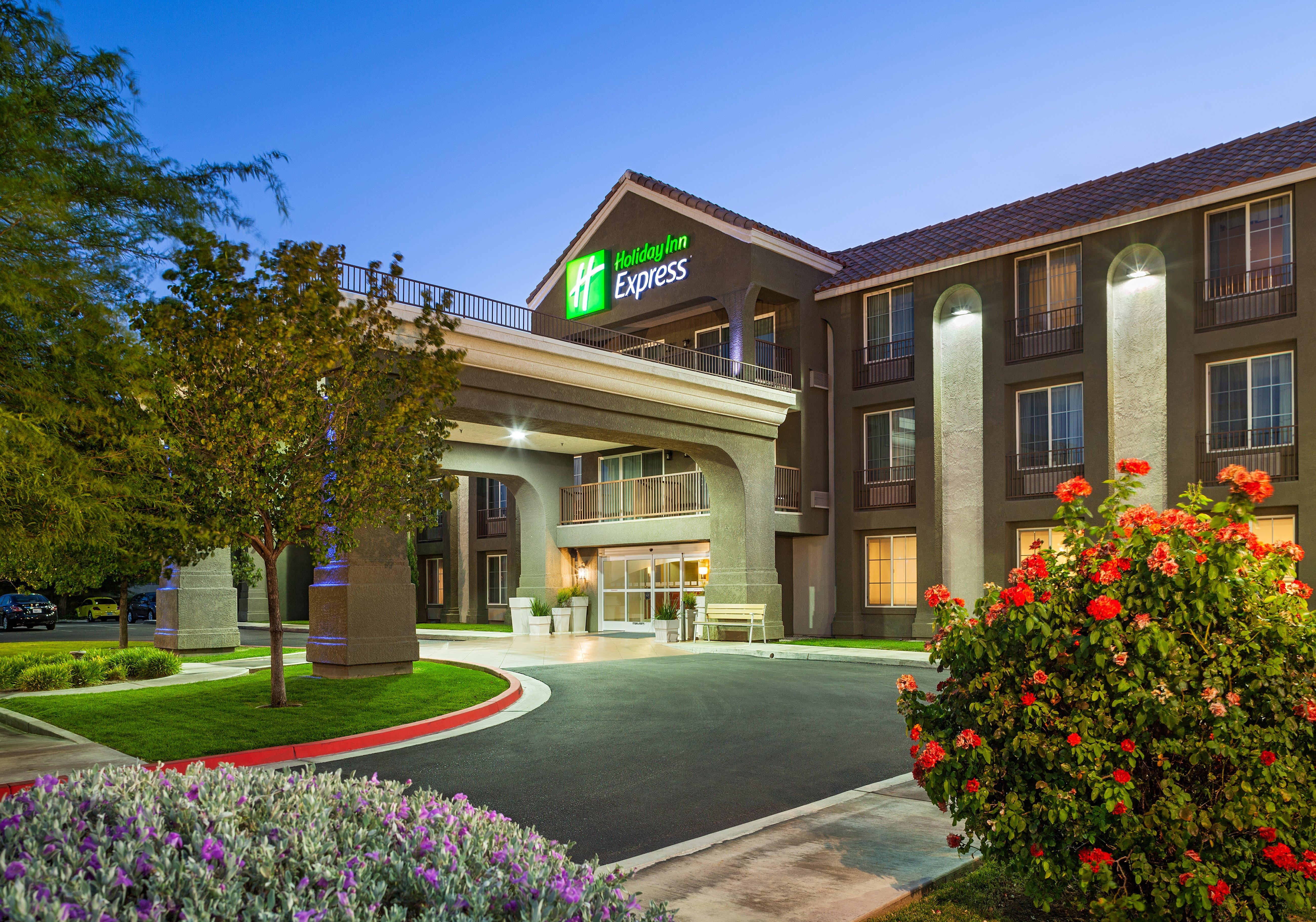 Holiday Inn Express Lancaster By Ihg Zewnętrze zdjęcie