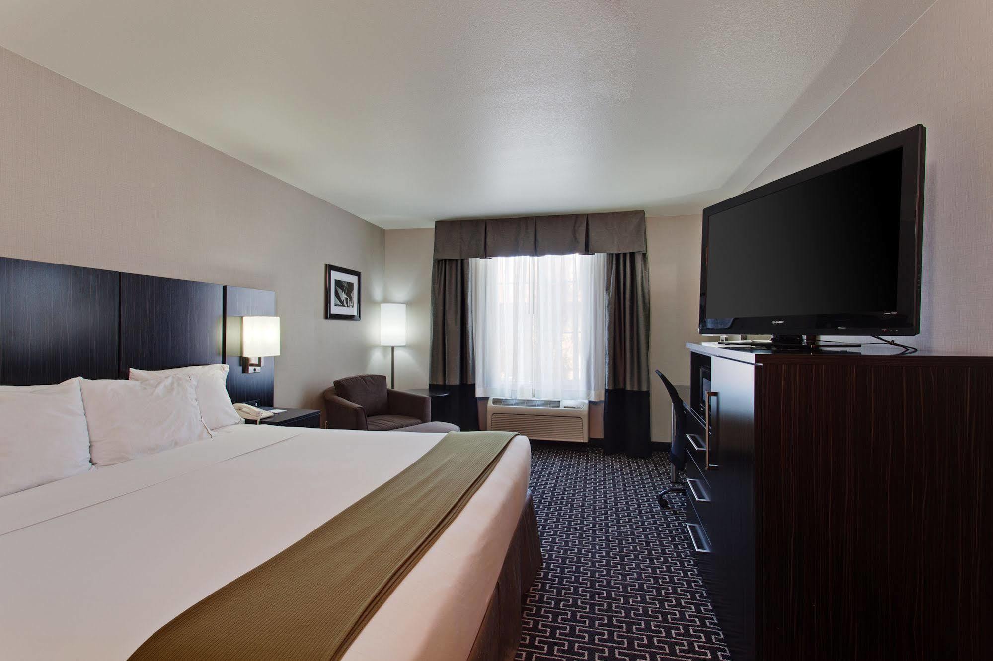 Holiday Inn Express Lancaster By Ihg Zewnętrze zdjęcie
